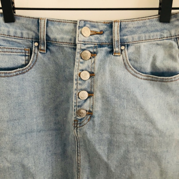 Pacsun Light Button Fly Cut Off Jean Skirt 26 - Picture 2 of 5